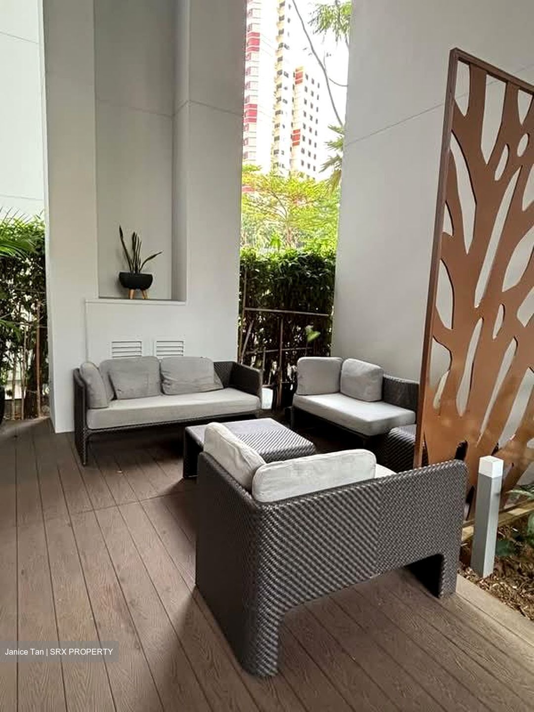 The Metropolitan Condominium (D3), Condominium #543051581